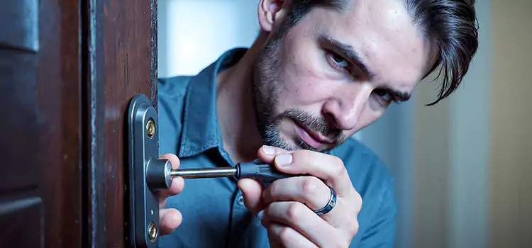 Eviction Locksmith Lenoir